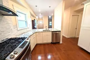 21 Bailey St, Everett, MA 02149 - Photo 4