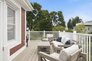 9 Park St, Boston, MA 02122 - Photo 14