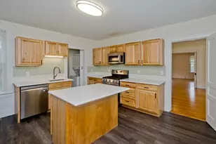 101 College St, South Hadley, MA 01075 - Photo 16