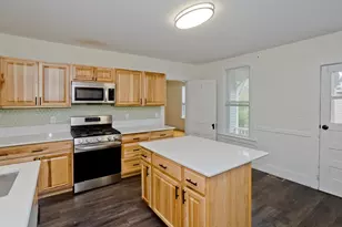 101 College St, South Hadley, MA 01075 - Photo 14