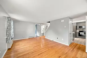 76 Laurel St, Greenfield, MA 01301 - Photo 12