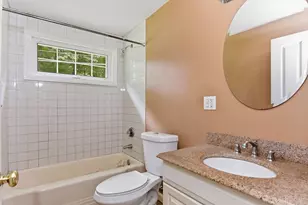 131 Goulding St, Holliston, MA 01746 - Photo 16
