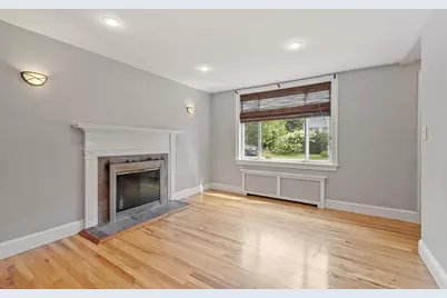 11 Magnolia St, Framingham, MA 01701 - Photo 4