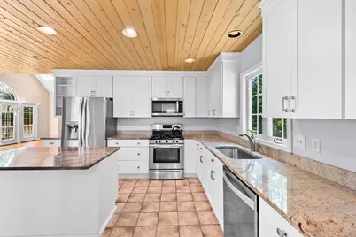 42 Mattapan St, Falmouth, MA 02536 - Photo 14