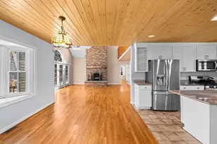 42 Mattapan St, Falmouth, MA 02536 - Photo 18