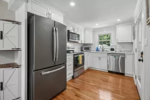 55 Vernon St, Bridgewater, MA 02324 - Photo 4
