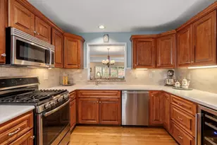 9 Highcroft Way, Hopkinton, MA 01748 - Photo 4