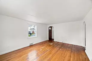 132 Miller St, Springfield, MA 01104 - Photo 12