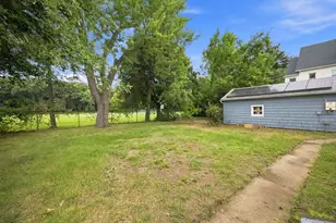 132 Miller St, Springfield, MA 01104 - Photo 30