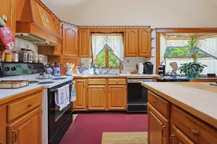 35 Wilson St, Norwood, MA 02062 - Photo 8