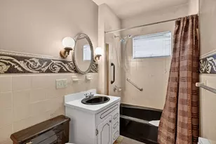 143-145 Middlesex Ave, Medford, MA 02155 - Photo 12