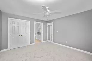 81 Beecher Pl, Newton, MA 02459 - Photo 28