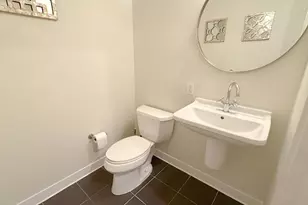 2 Earhart, Cambridge, MA 02141 - Photo 18