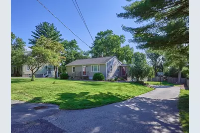 14 Mildred Ave, Millbury, MA 01527 - Photo 6