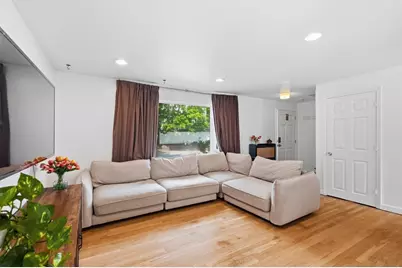 5 Glen St, Framingham, MA 01702 - Photo 4