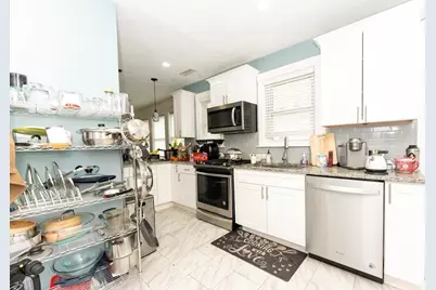 28 Waite St #28, Malden, MA 02148 - Photo 6
