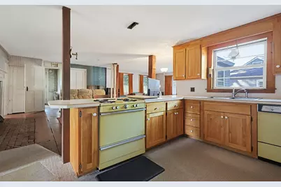 430 Pleasant St, Leominster, MA 01453 - Photo 14