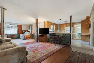 430 Pleasant St, Leominster, MA 01453 - Photo 16