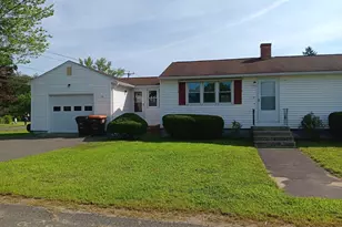 74 Taft St, Agawam, MA 01030 - Photo 2