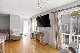 112 Lowell St, Peabody, MA 01960 - Photo 8