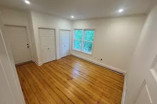 7 Russell St, Cambridge, MA 02140 - Photo 6