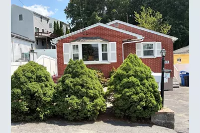87 Pine Hill Cir, Waltham, MA 02451 - Photo 12