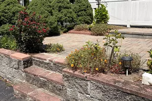 87 Pine Hill Cir, Waltham, MA 02451 - Photo 2
