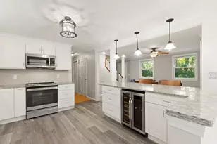42 Summer St, Foxboro, MA 02035 - Photo 12
