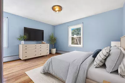 3 Nichols St, Woburn, MA 01801 - Photo 10