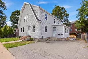 3 Nichols St, Woburn, MA 01801 - Photo 2