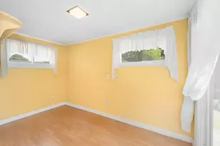 41 Alma St, Lowell, MA 01854 - Photo 16