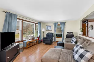 41 Alma St, Lowell, MA 01854 - Photo 6