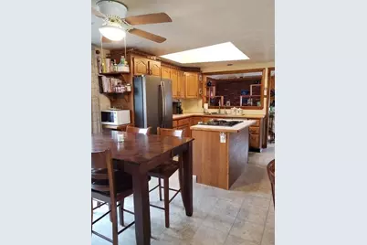28 Walnut Ter, Avon, MA 02322 - Photo 2