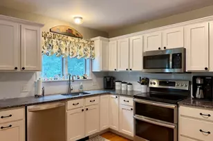 95 Sandgully Rd N, Deerfield, MA 01373 - Photo 18