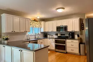 95 Sandgully Rd N, Deerfield, MA 01373 - Photo 16