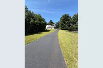 11 Brenton Wood, Hudson, MA 01749 - Photo 2