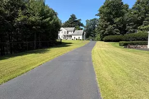 11 Brenton Wood, Hudson, MA 01749 - Photo 2