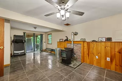 225 Brown St, Pittsfield, MA 01201 - Photo 26
