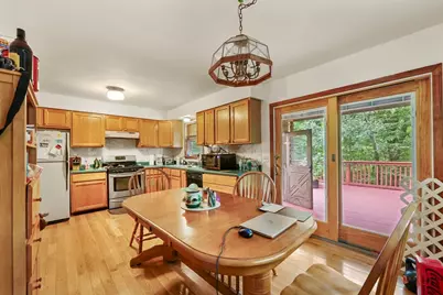 225 Brown St, Pittsfield, MA 01201 - Photo 18