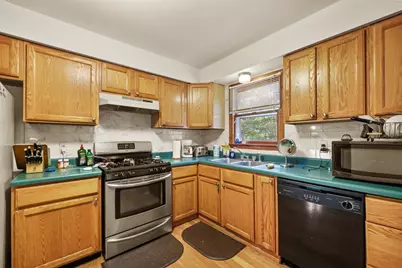 225 Brown St, Pittsfield, MA 01201 - Photo 16