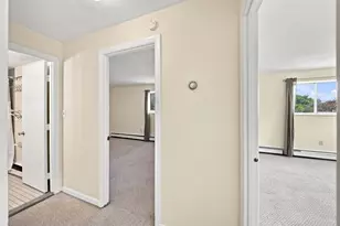 36 Bellvista Rd, Boston, MA 02135 - Photo 10