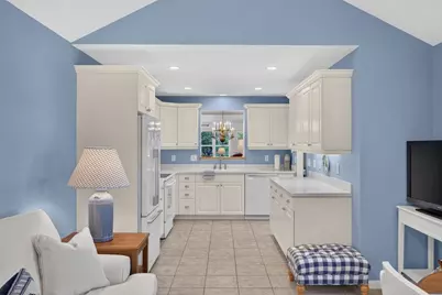 8 Latham Wood #8, Plymouth, MA 02360 - Photo 6