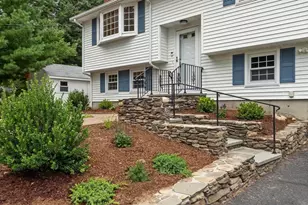 156 Mill St, Burlington, MA 01803 - Photo 2