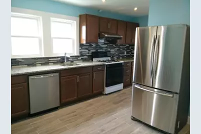 126 Lake St #2, Arlington, MA 02474 - Photo 4