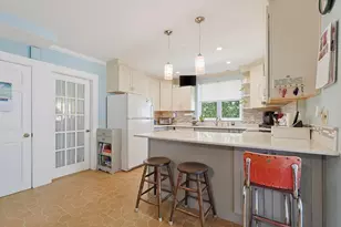 1327 South St, Needham, MA 02492 - Photo 8