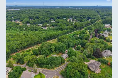 1327 South St, Needham, MA 02492 - Photo 6