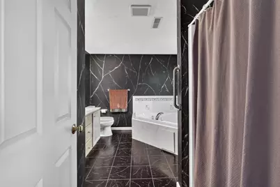 1 Tanglewood Park Dr #1, Haverhill, MA 01830 - Photo 30