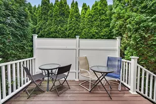 1 Tanglewood Park Dr, Haverhill, MA 01830 - Photo 16