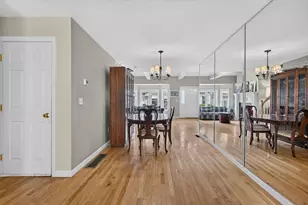 1 Tanglewood Park Dr, Haverhill, MA 01830 - Photo 8