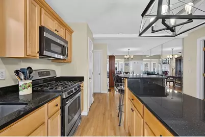 1 Tanglewood Park Dr #1, Haverhill, MA 01830 - Photo 14